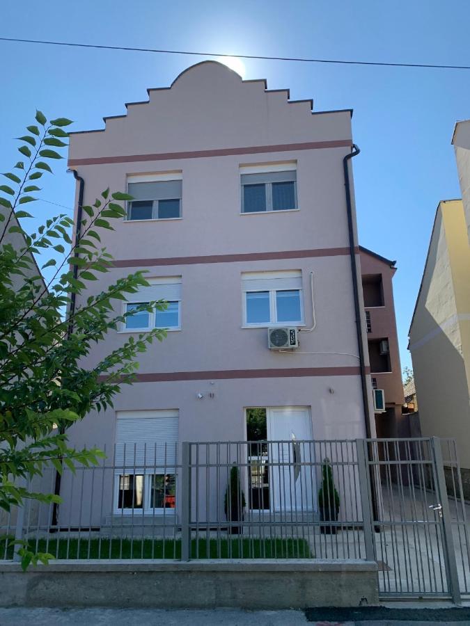 Apartman Hana Zombor Kültér fotó
